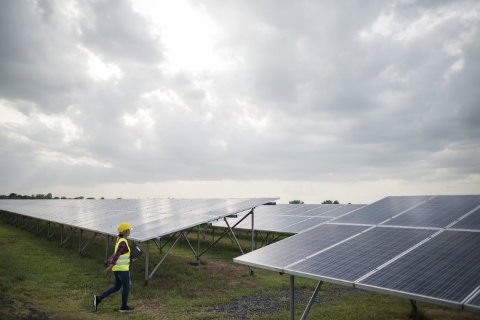 Güneş Enerjisi: Çalışma Prensibi ve Avantajları